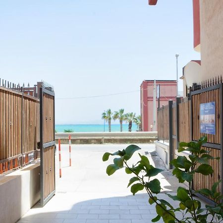 Guest House Del Lido Porto Empedocle Bagian luar foto