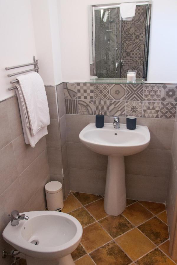 Guest House Del Lido Porto Empedocle Bagian luar foto