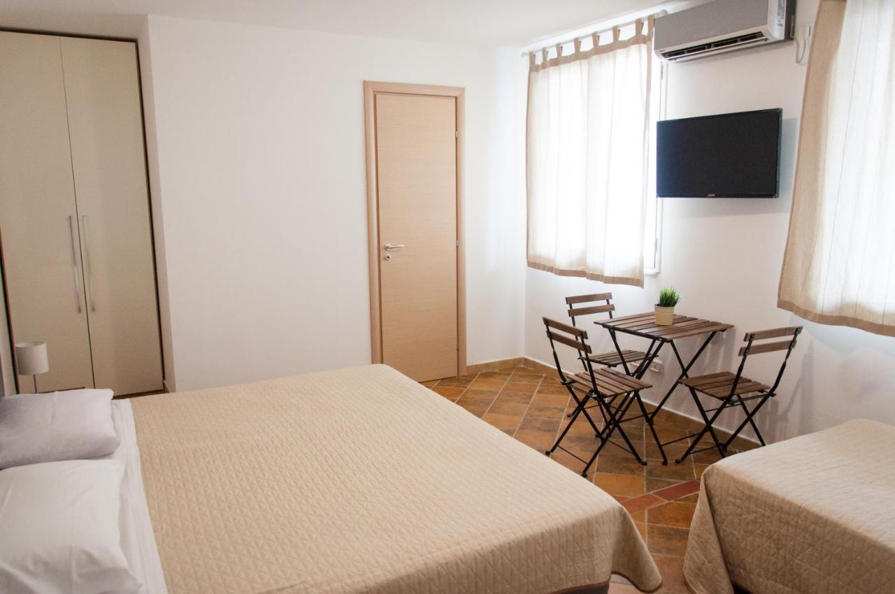 Guest House Del Lido Porto Empedocle Bagian luar foto